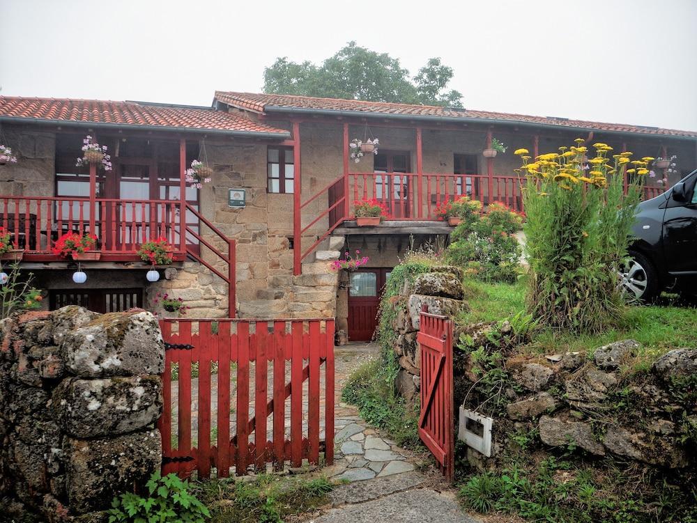 A Casa Da Eira Guest House Cerreda Exterior photo